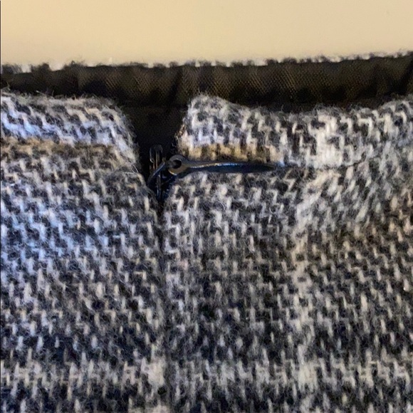 Plaid skirt - Picture 4 of 4